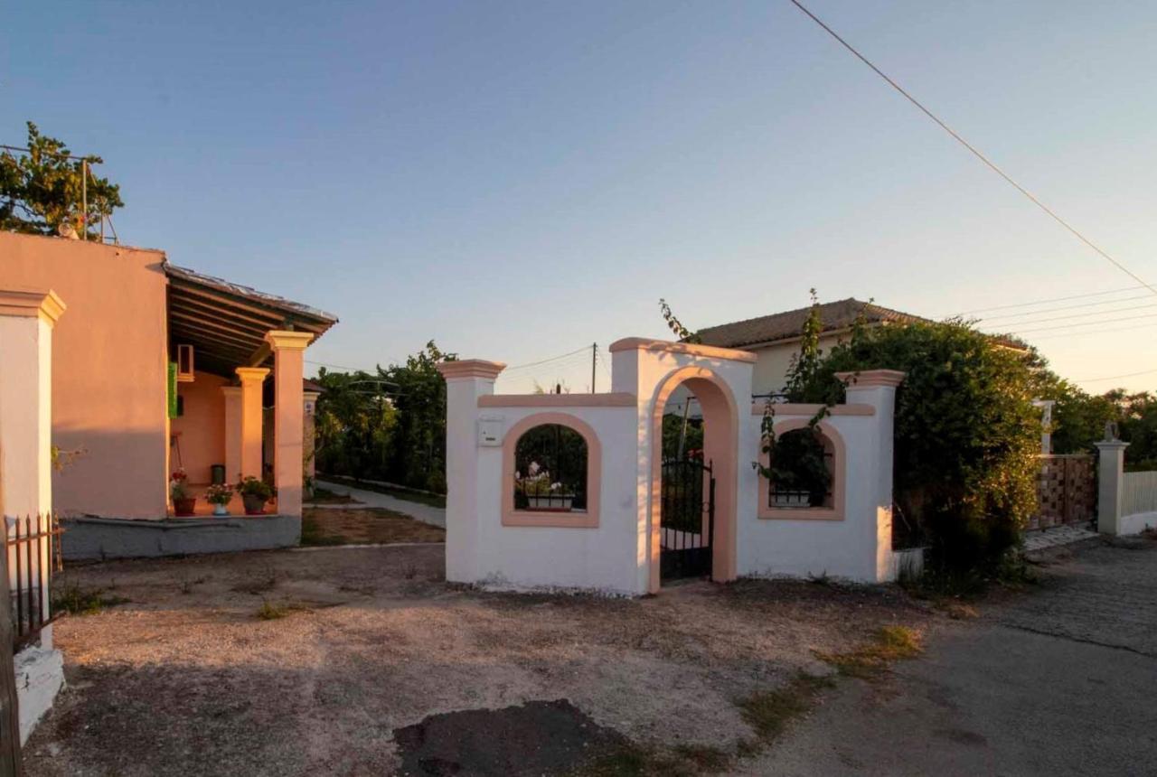 Tzoras‌ ‌Apartments‌ ‌Roda‌ ‌Corfu‌ Litheres Exterior photo