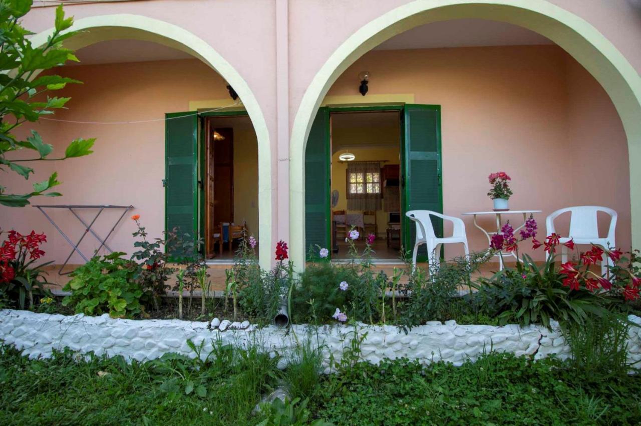 Tzoras‌ ‌Apartments‌ ‌Roda‌ ‌Corfu‌ Litheres Exterior photo