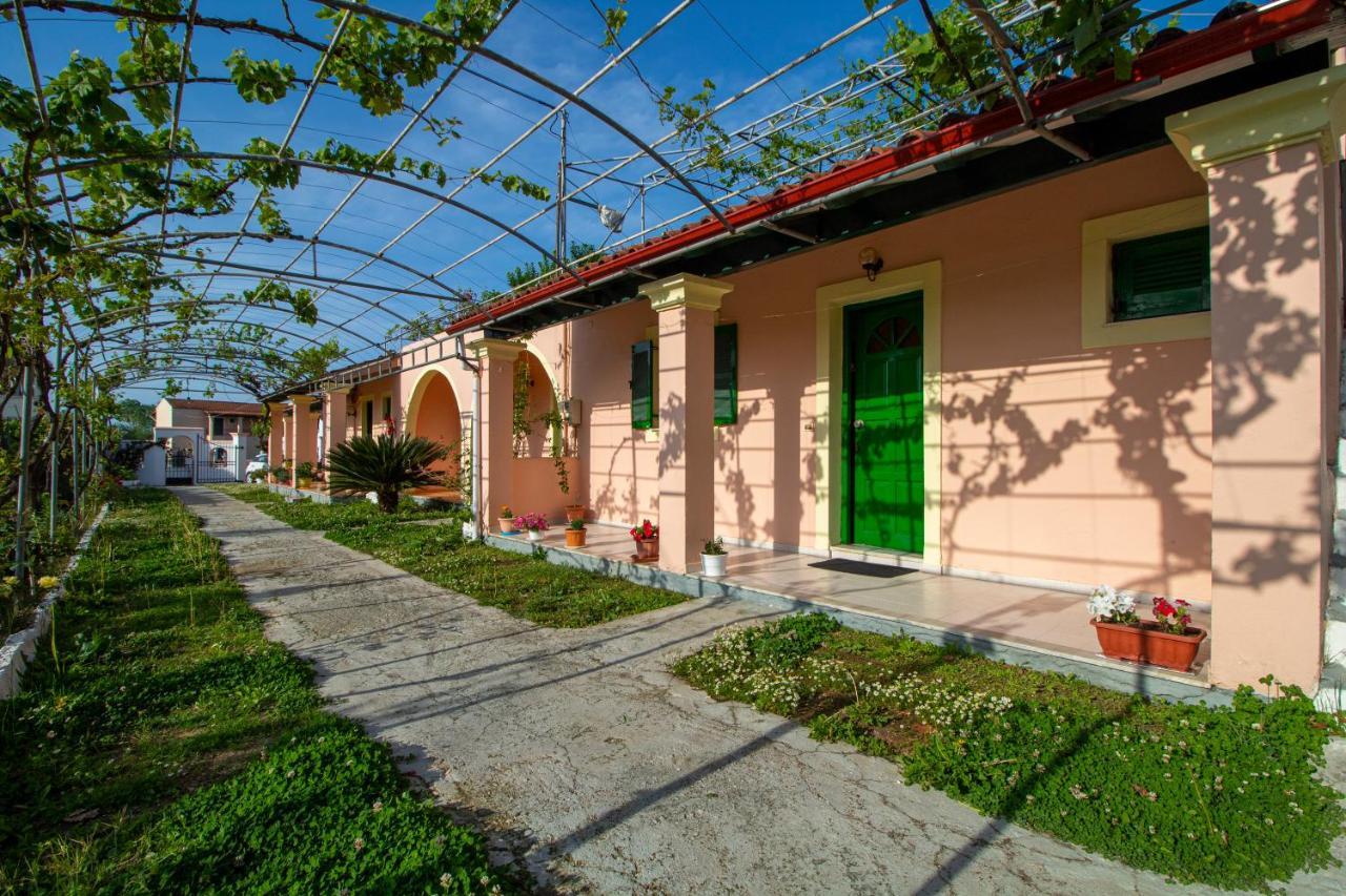 Tzoras‌ ‌Apartments‌ ‌Roda‌ ‌Corfu‌ Litheres Exterior photo
